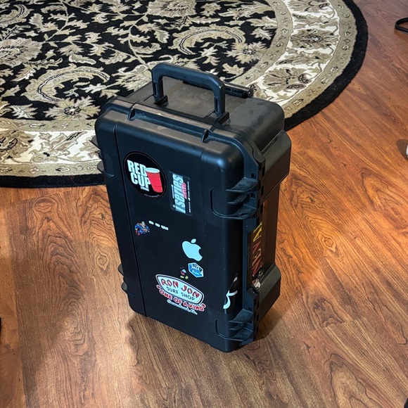 iseries Other - I series Black Hard Shell waterproof Camera Case with Stickers